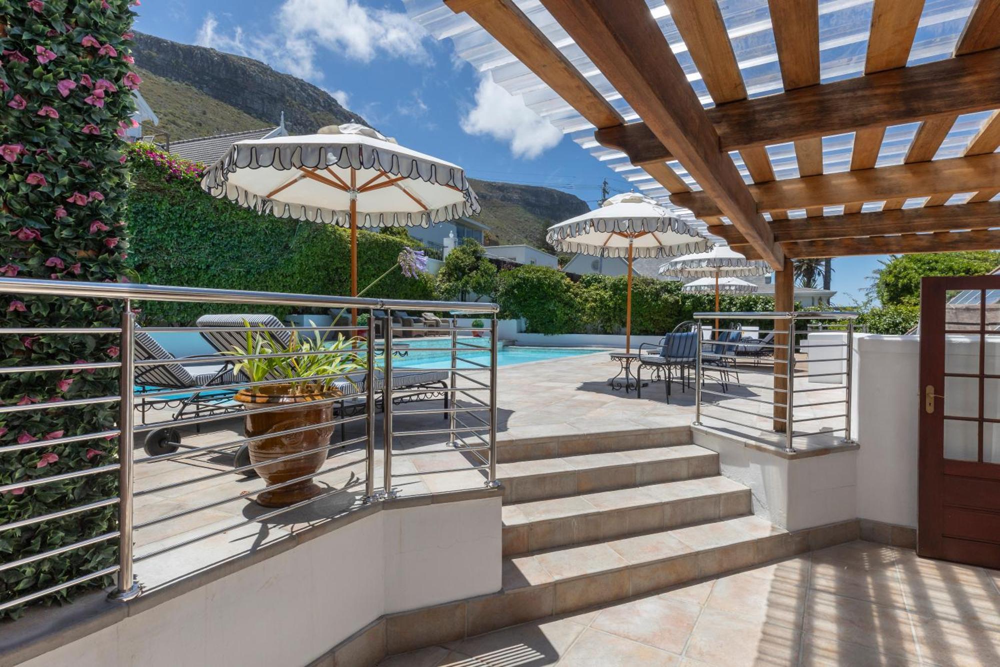 St James Guest Houses Kalk Bay Exterior photo