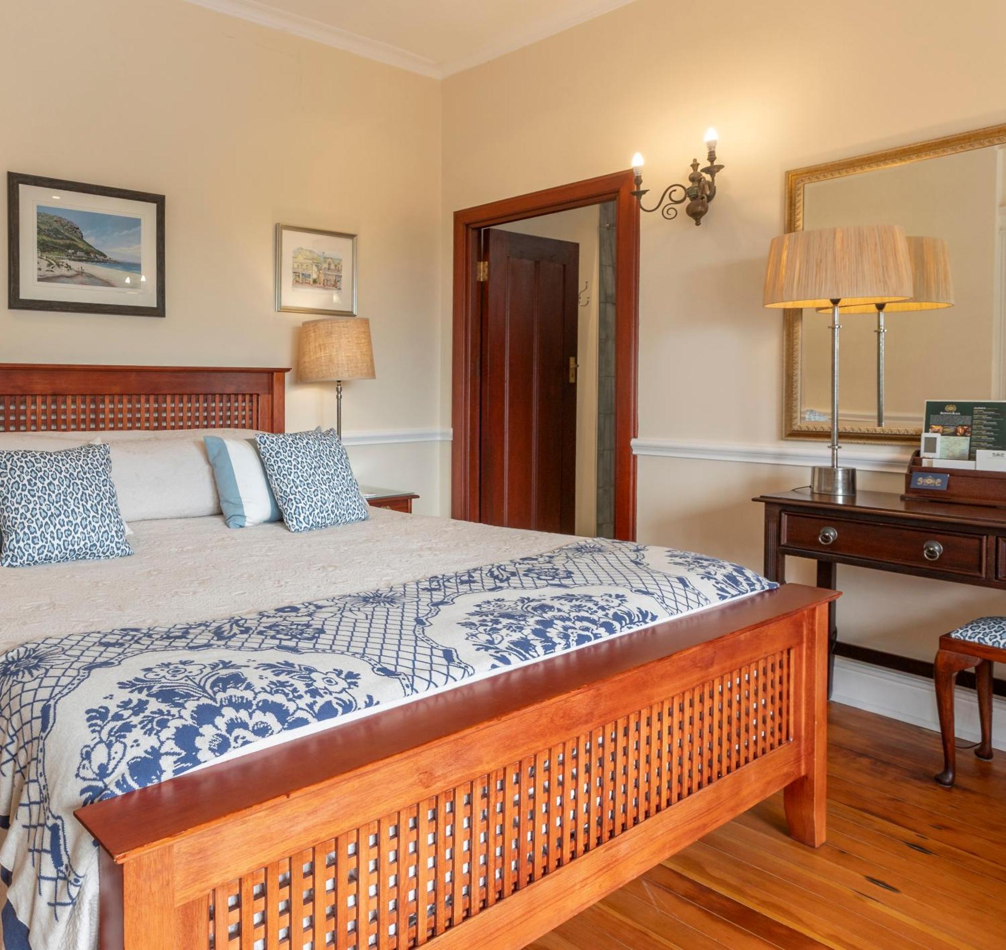 St James Guest Houses Kalk Bay Exterior photo